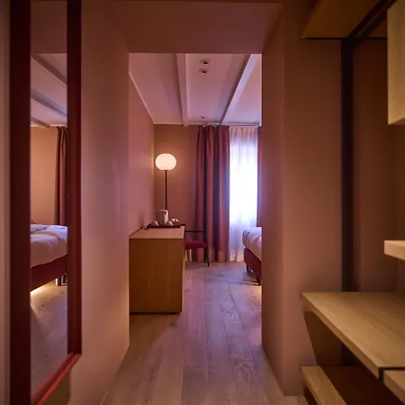 Ca Nani Small Boutique Hotel *
